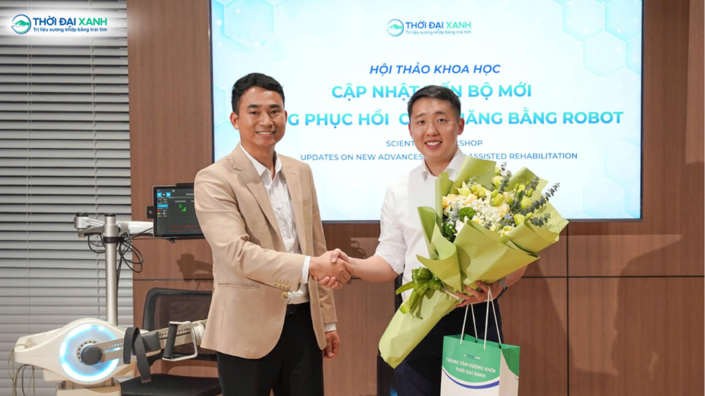 Hội thảo khoa học với chủ đề “Cập nhật tiến bộ mới trong phục hồi chức năng bằng Robot” diễn ra tại Thời Đại Xanh ngày 27/12/2026 vừa qua.