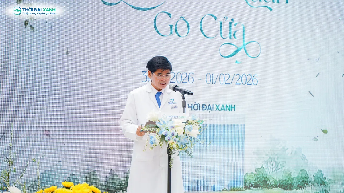 Chủ tịch Hội đồng Chuyên môn Thời Đại Xanh, GS.TS.BS Phạm Văn Minh phát biểu tại lễ ra mắt Trung Tâm Xương Khớp Thời Đại Xanh, chia sẻ định hướng phát triển điều trị gắn với phục hồi chức năng.