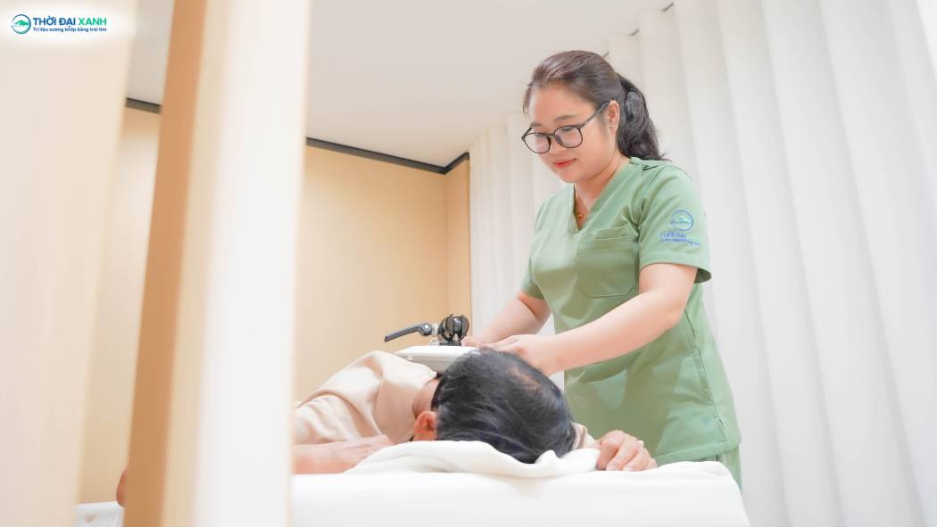 Mỗi hành trình phục hồi được xây dựng như một lộ trình riêng biệt, được đội ngu kỹ thuật viên theo dõi và chăm chút tỉ mỉ trong từng giai đoạn.