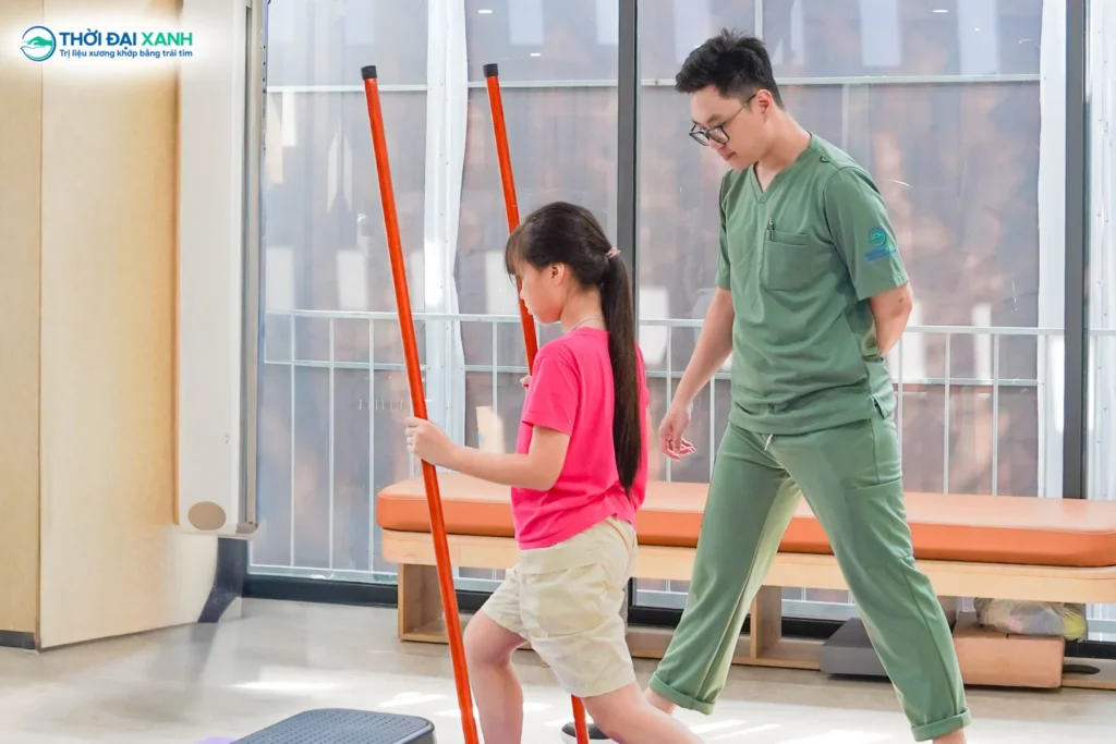 Mỗi chuyển động được hướng dẫn đúng cách là một bước đưa cơ thể trở lại gần hơn với trạng thái cân bằng tự nhiên.