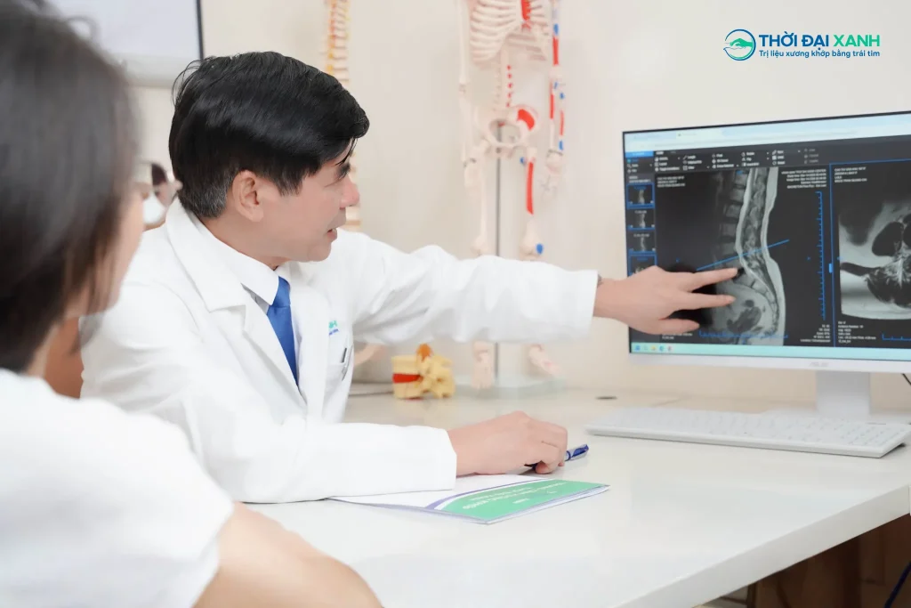 Khi các khối cơ sâu đã xơ hóa và tổn thương đi vào cấu trúc cột sống, các động tác giãn cơ tại chỗ không còn đủ để giải quyết tận gốc vấn đề.