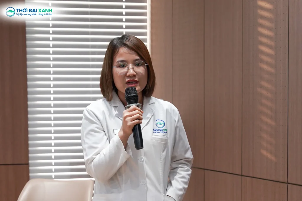 Chương trình được chia sẻ trực tiếp bởi BS.CKI. Phan Thị Thủy, bác sĩ nhiều kinh nghiệm trong lĩnh vực nội xương khớp.