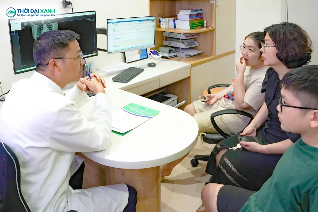 Chụp MRI có độc hại không là thắc mắc phổ biến của nhiều gia đình khi trẻ em hoặc phụ nữ mang thai cần thực hiện kỹ thuật này.