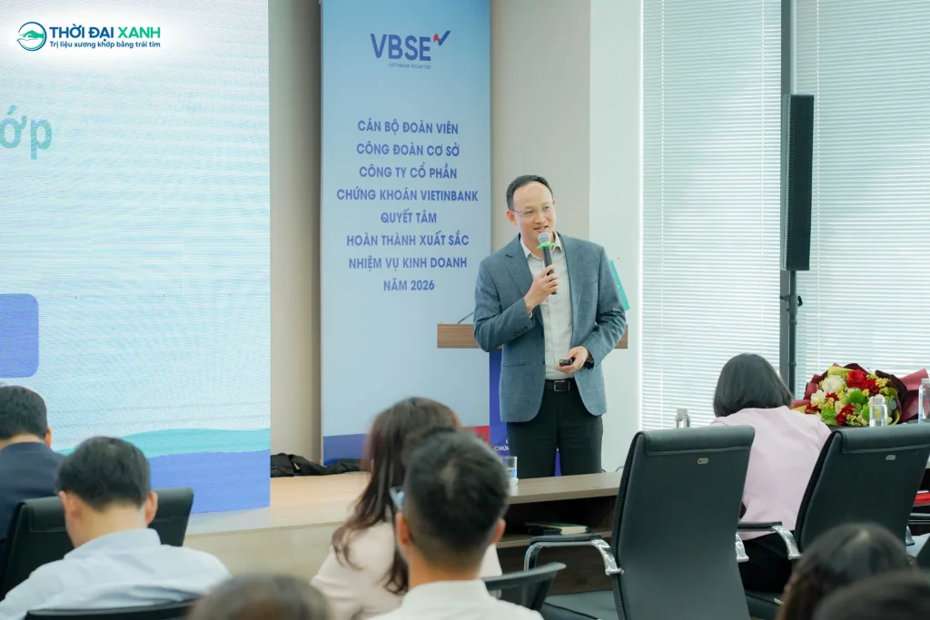 ThS.BS. Trần Quốc Khánh, Phó Chủ tịch Hội đồng Chuyên môn Thời Đại Xanh, chia sẻ tại workshop.