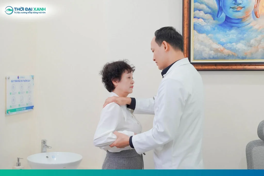 Viêm gân cơ chóp xoay có thể ảnh hưởng đáng kể đến khả năng vận động nếu không được điều trị đúng cách.