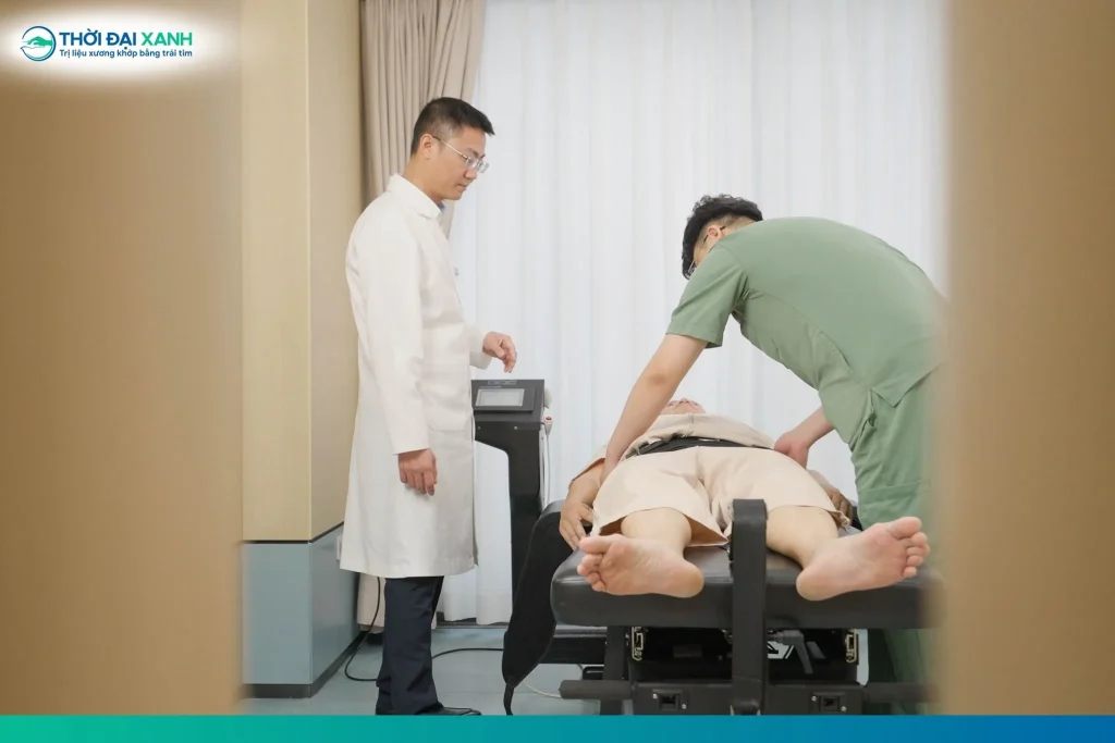 Giường giảm áp cột sống D.O.C là sự kết hợp giữa kỹ thuật kéo giãn chính xác và các tính năng bảo vệ an toàn tối đa cho người sử dụng.