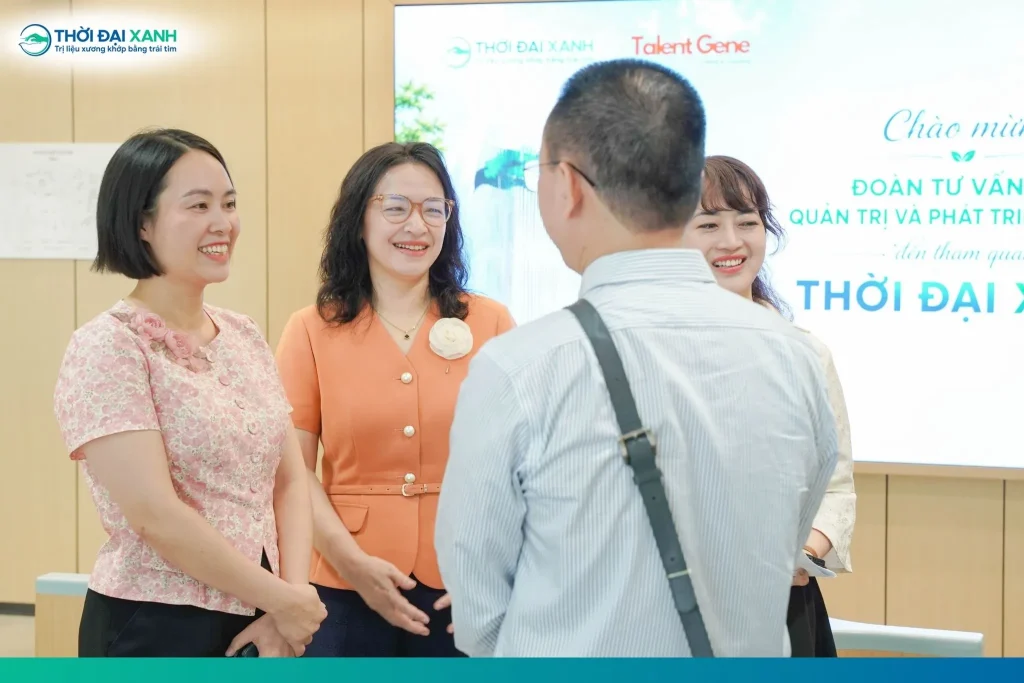 Mỗi câu hỏi, mỗi góc nhìn và những trao đổi trong quá trình tham quan là một cơ hội để Thời Đại Xanh có thêm những góc nhìn khách quan, những bài học mới để tiếp tục hoàn thiện trải nghiệm khách hàng, chất lượng dịch vụ và văn hóa tổ chức.