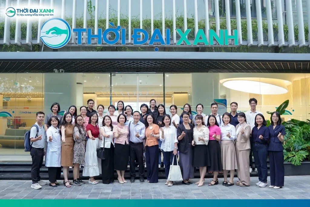 Thời Đại Xanh vinh dự đón tiếp Đoàn chuyên gia, giảng viên và các tư vấn viên doanh nghiệp đến thăm và làm việc thực tế.