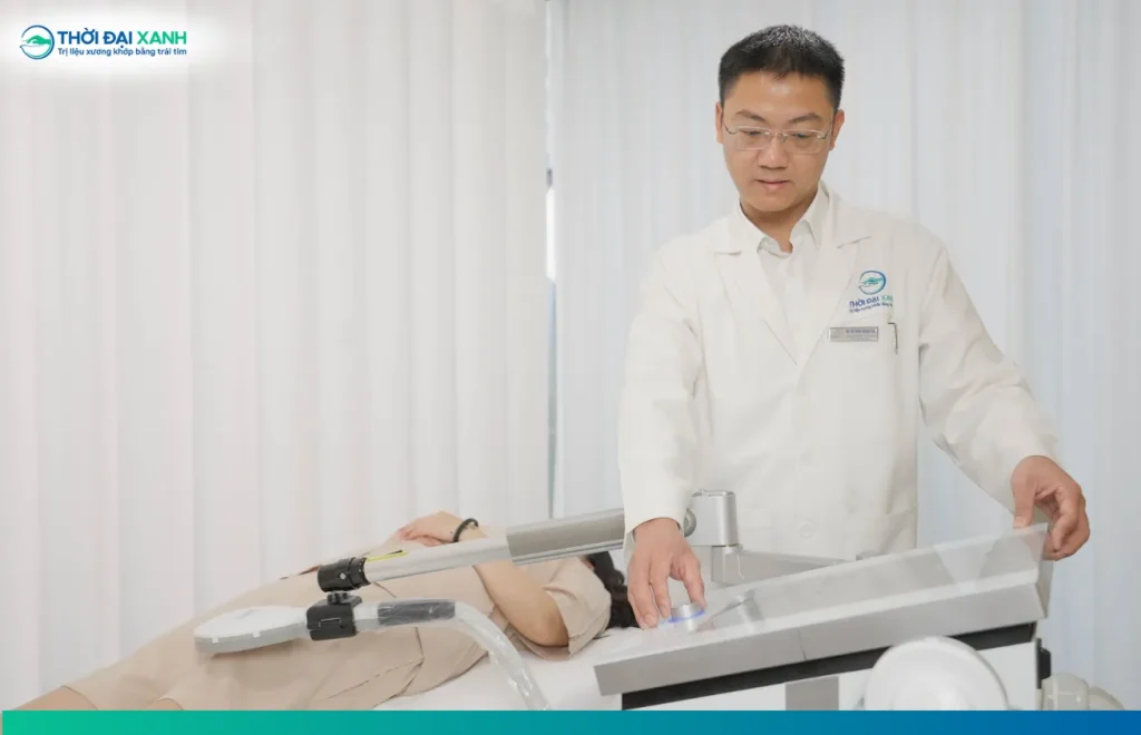 Để tạo ra dải năng lượng xuyên thấu chuẩn xác, máy từ trường siêu dẫn được thiết kế tối ưu với sự kết hợp giữa thiết bị phát hiệu suất cao và các phác đồ điều trị linh hoạt.